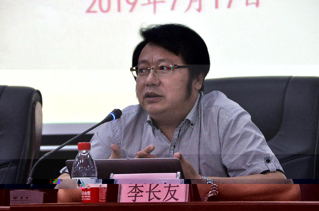 圖為李長友院長講話